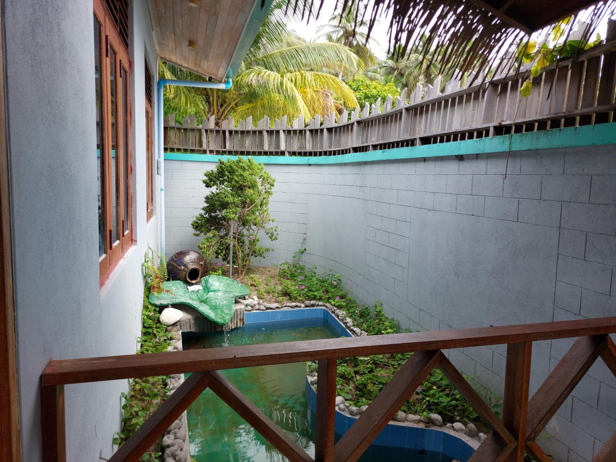 Emzaz Blue Lagoon Ugoofaaru Exterior foto